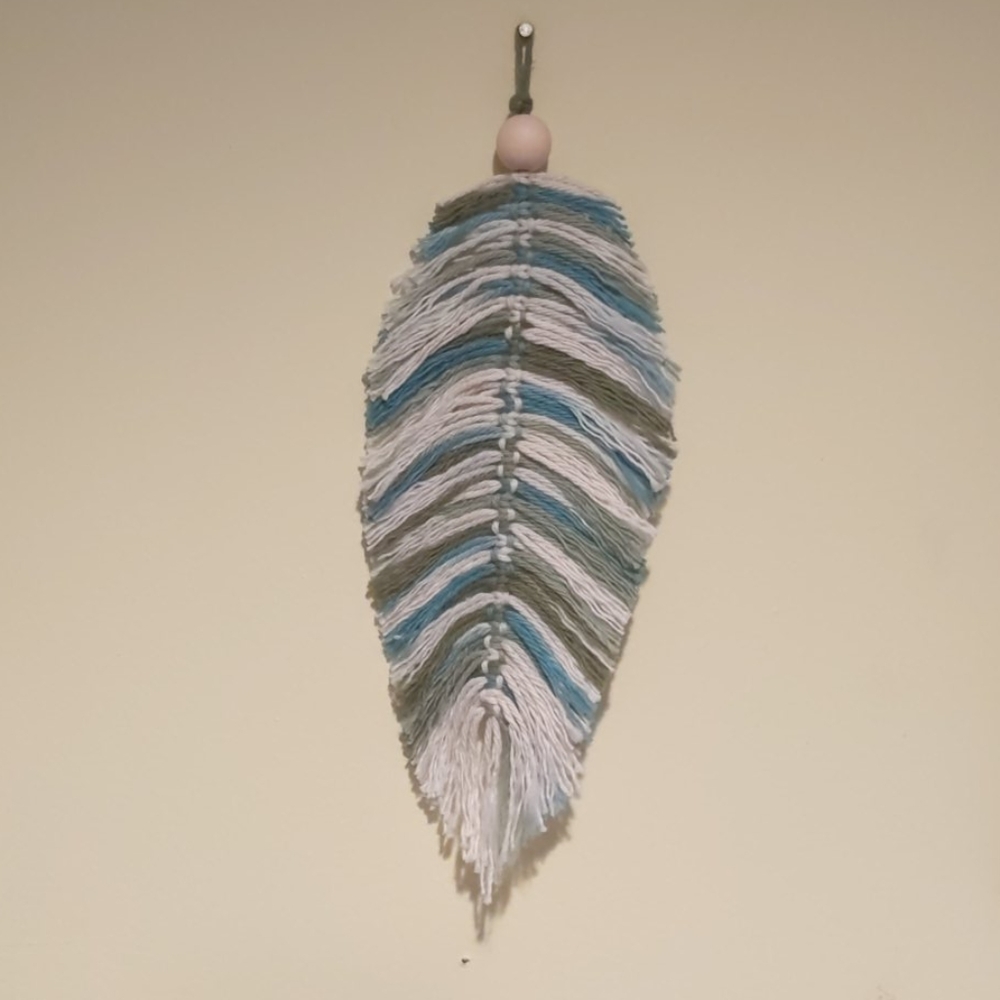 Boho macrame feather leaf - Picture 3 of 4